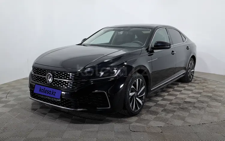 Volkswagen Passat 2022 года за 9 750 000 тг. в Астана