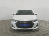 Chevrolet Onix 2023 года за 5 282 000 тг. в Атырау – фото 2