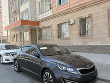 Kia K5, 2011