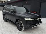 Toyota Land Cruiser 2022 года за 48 000 000 тг. в Караганда – фото 3