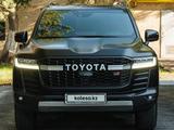 Toyota Land Cruiser 2022 года за 48 000 000 тг. в Караганда