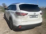 Toyota Highlander 2014 года за 14 000 000 тг. в Уральск – фото 4