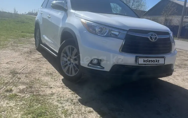 Toyota Highlander 2014 года за 14 227 925 тг. в Уральск