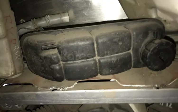 Mercedes benz w210 Бочок радиатор в Алматы