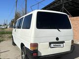 Volkswagen Caravelle 1995 года за 3 000 000 тг. в Алматы – фото 3