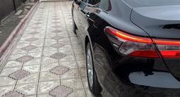 Toyota Camry 2018 годаүшін12 100 000 тг. в Атырау – фото 5