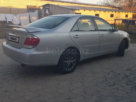 Toyota Camry 2005 года за 5 300 000 тг. в Кулан – фото 4