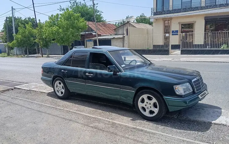 Mercedes-Benz E 280 1995 года за 2 950 000 тг. в Шымкент