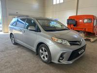 Toyota Sienna 2016 года за 11 950 000 тг. в Актобе