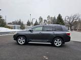 Toyota Highlander 2008 года за 9 700 000 тг. в Алматы