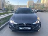 Hyundai Elantra 2019 года за 8 900 000 тг. в Астана