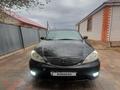 Toyota Camry 2005 годаүшін4 200 000 тг. в Актобе – фото 2