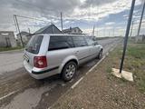 Volkswagen Passat 2003 годаүшін1 500 000 тг. в Астана – фото 4