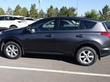 Toyota RAV4 2015 года за 12 000 000 тг. в Астана