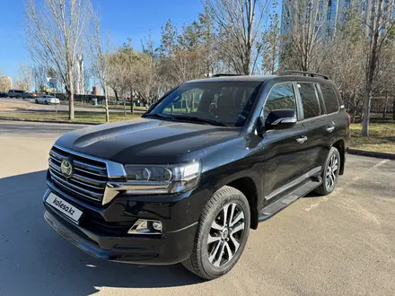 Toyota Land Cruiser 2018 года за 42 800 000 тг. в Астана – фото 2