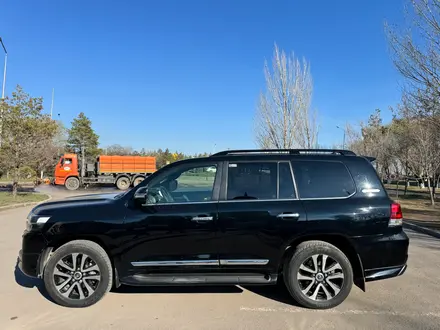 Toyota Land Cruiser 2018 года за 42 800 000 тг. в Астана – фото 3