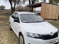 Skoda Rapid 2014 годаfor2 800 000 тг. в Алматы