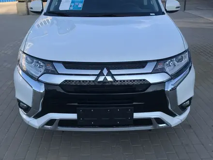 Mitsubishi Outlander 2022 года за 11 200 000 тг. в Актау – фото 3