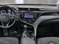 Toyota Camry 2019 года за 10 990 000 тг. в Алматы – фото 12