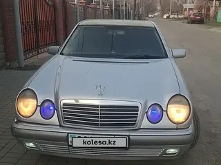 Mercedes-Benz E 280