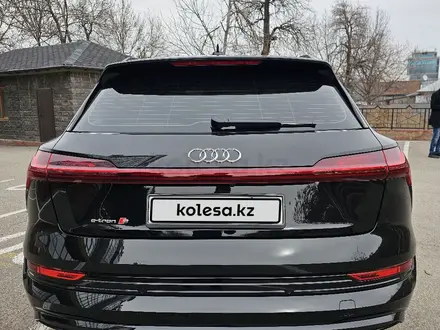 Audi e-tron 2022 года за 50 000 000 тг. в Алматы – фото 6