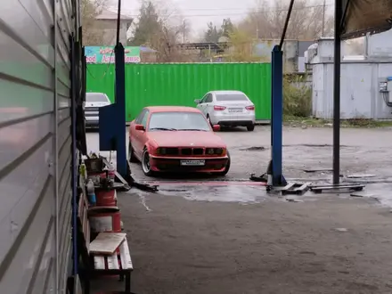 BMW 540 1993 года за 2 500 000 тг. в Алматы