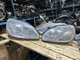 W220 фары до рестайлинг ксенон за 80 000 тг. в Алматы