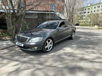 Mercedes-Benz S 350 2005 года за 6 600 000 тг. в Астана