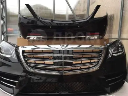 Бампер передний Мерседес W222 S450 Рестайлинг классика за 600 000 тг. в Астана