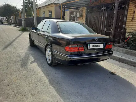 Mercedes-Benz E 320 2001 года за 4 500 000 тг. в Шымкент – фото 10