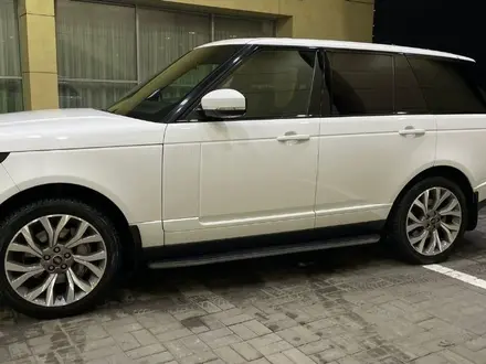 Land Rover Range Rover 2018 года за 46 000 000 тг. в Алматы – фото 2