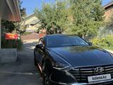 Hyundai Sonata 2022 года за 12 500 000 тг. в Астана – фото 2