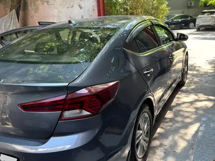 Hyundai Elantra 2019 года за 6 500 000 тг. в Шымкент – фото 6