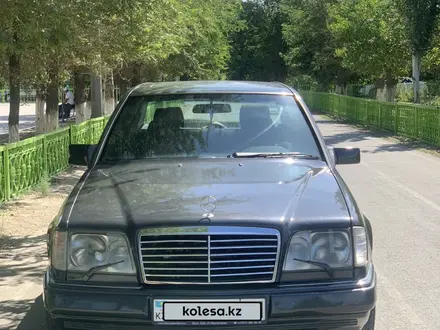 Mercedes-Benz E 280 1995 года за 2 600 000 тг. в Кызылорда