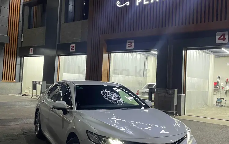 Toyota Camry 2018 годаүшін13 800 000 тг. в Алматы