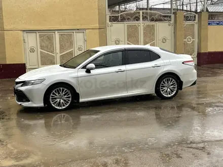 Toyota Camry 2019 года за 12 300 000 тг. в Шымкент – фото 3