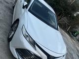 Toyota Camry 2020 года за 15 000 000 тг. в Шымкент – фото 2