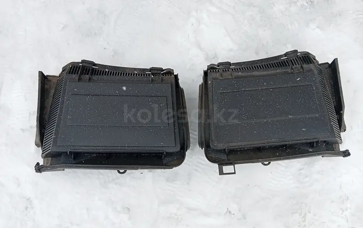 Корпуса салонных фильтров BMW e39 за 8 000 тг. в Усть-Каменогорск