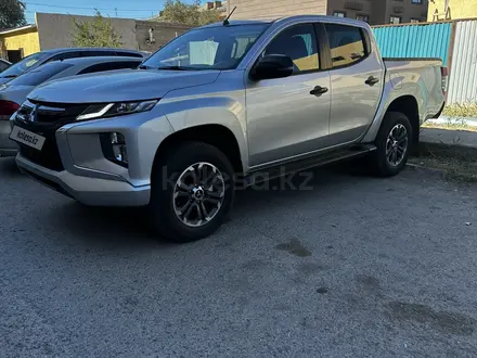 Mitsubishi L200 2023 года за 15 000 000 тг. в Атырау – фото 2