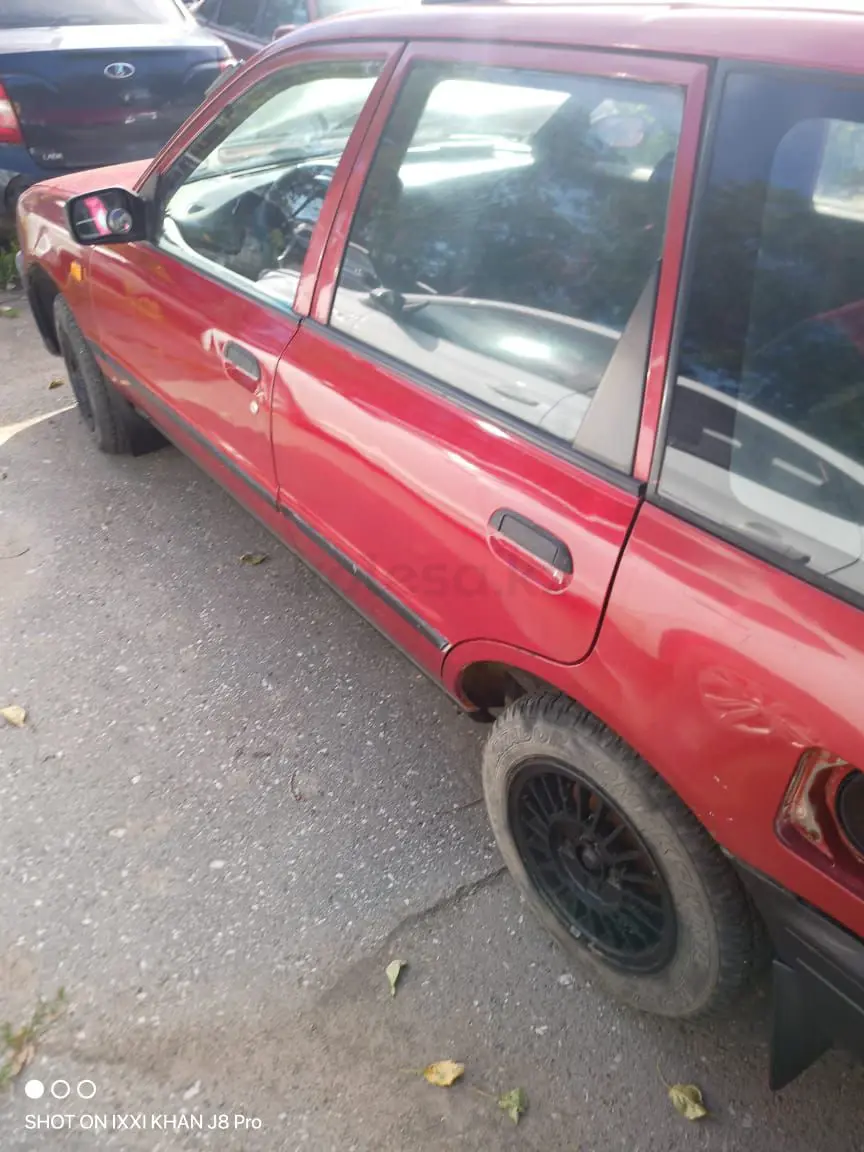 Nissan Sunny, 1994