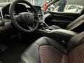 Toyota Camry 2021 года за 16 500 000 тг. в Караганда – фото 5