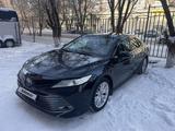 Toyota Camry 2019 года за 12 200 000 тг. в Караганда – фото 2