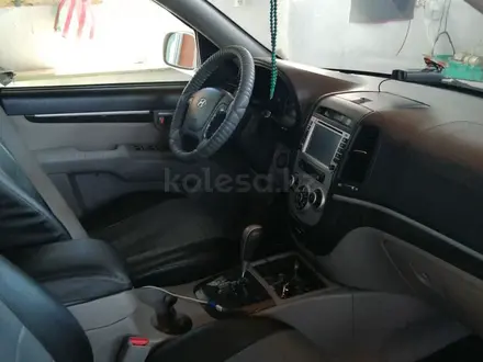 Hyundai Santa Fe 2007 года за 6 700 000 тг. в Актобе – фото 4