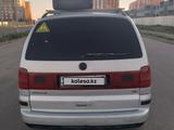 SEAT Alhambra 2001 годаүшін2 950 000 тг. в Уральск – фото 4