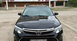 Toyota Camry 2017 годаүшін11 700 000 тг. в Актобе – фото 3