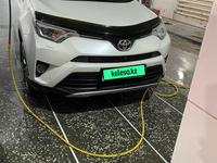 Toyota RAV4 2019 года за 15 500 000 тг. в Астана