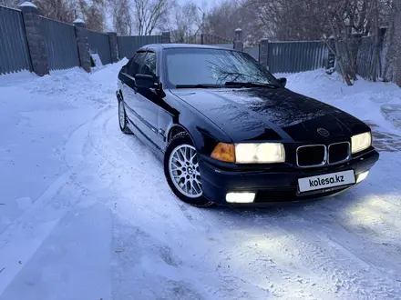 BMW 320 1995 года за 2 400 000 тг. в Караганда