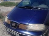 Volkswagen Sharan 2001 годаүшін2 800 000 тг. в Атырау