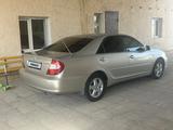 Toyota Camry 2004 года за 5 200 000 тг. в Жанаозен – фото 4