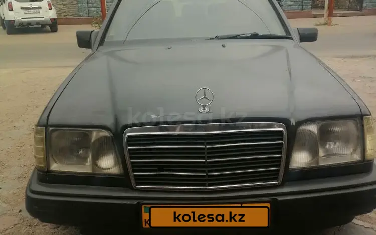 Mercedes-Benz E 220 1994 года за 1 950 000 тг. в Алматы